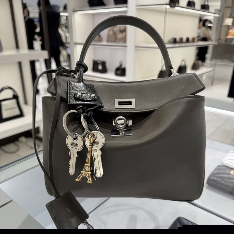 Ba*len*cia*ga top handle bags
